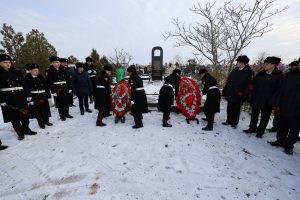 Астраханские патриоты почтили память погибших защитников Отечества - возложили цветы